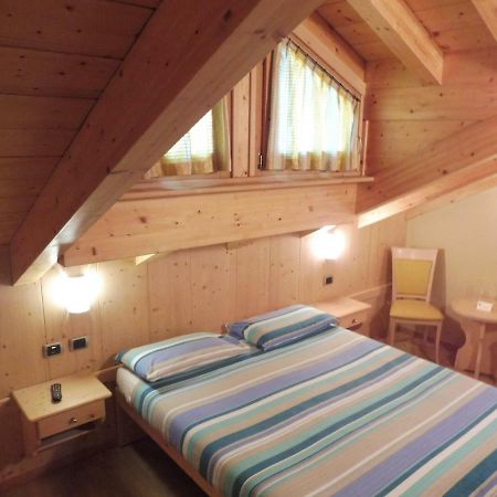 Hotel Valeria Лівіньо Екстер'єр фото